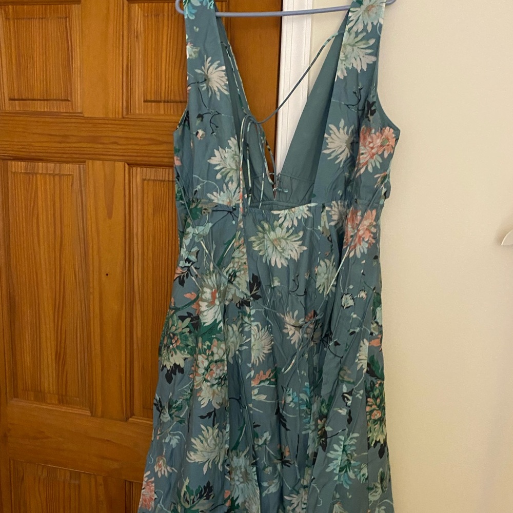 Beautiful H&M floral print maxi dress